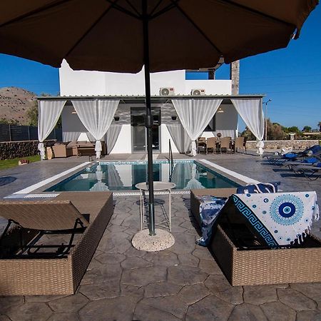 Livis Luxury Villa Киотари Екстериор снимка