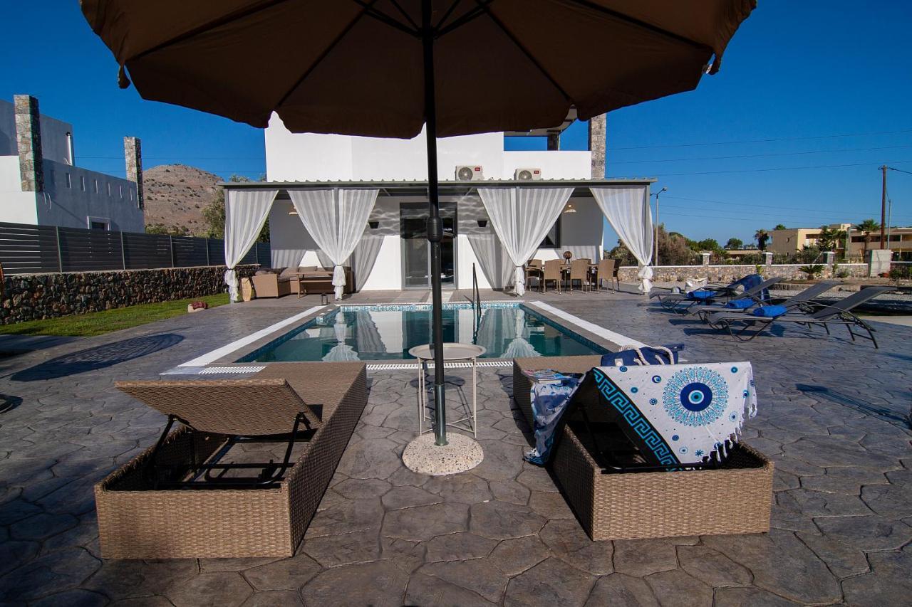 Livis Luxury Villa Киотари Екстериор снимка