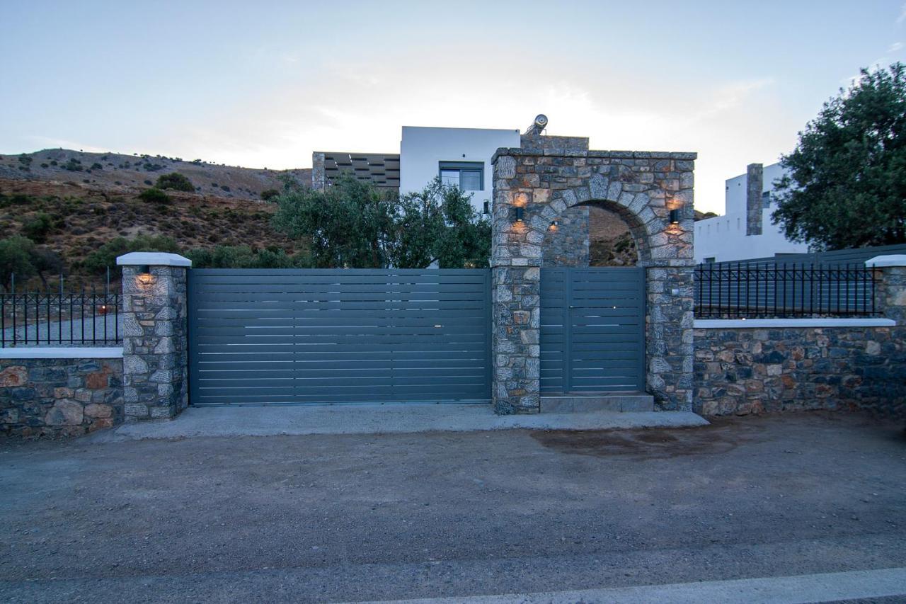 Livis Luxury Villa Киотари Екстериор снимка