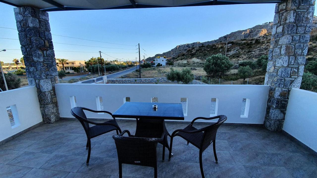 Livis Luxury Villa Киотари Екстериор снимка