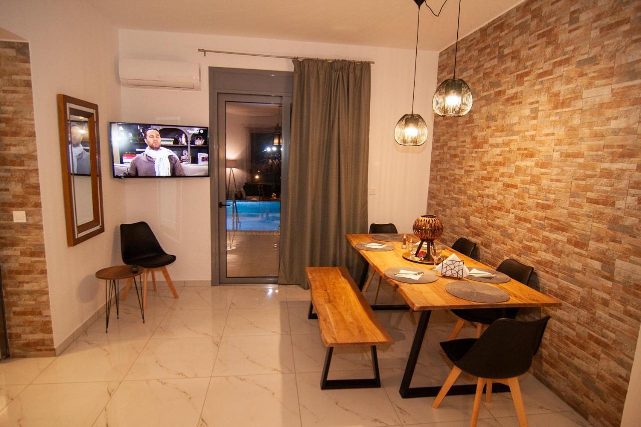 Livis Luxury Villa Киотари Екстериор снимка