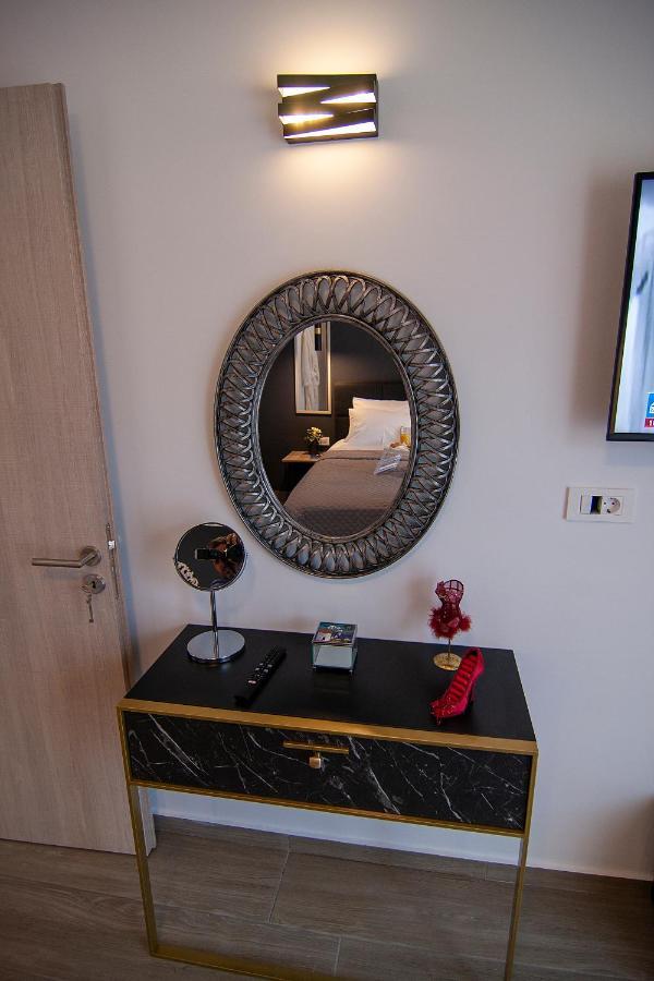 Livis Luxury Villa Киотари Екстериор снимка