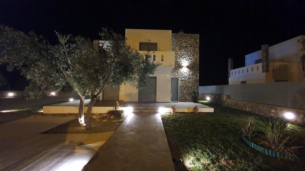 Livis Luxury Villa Киотари Екстериор снимка